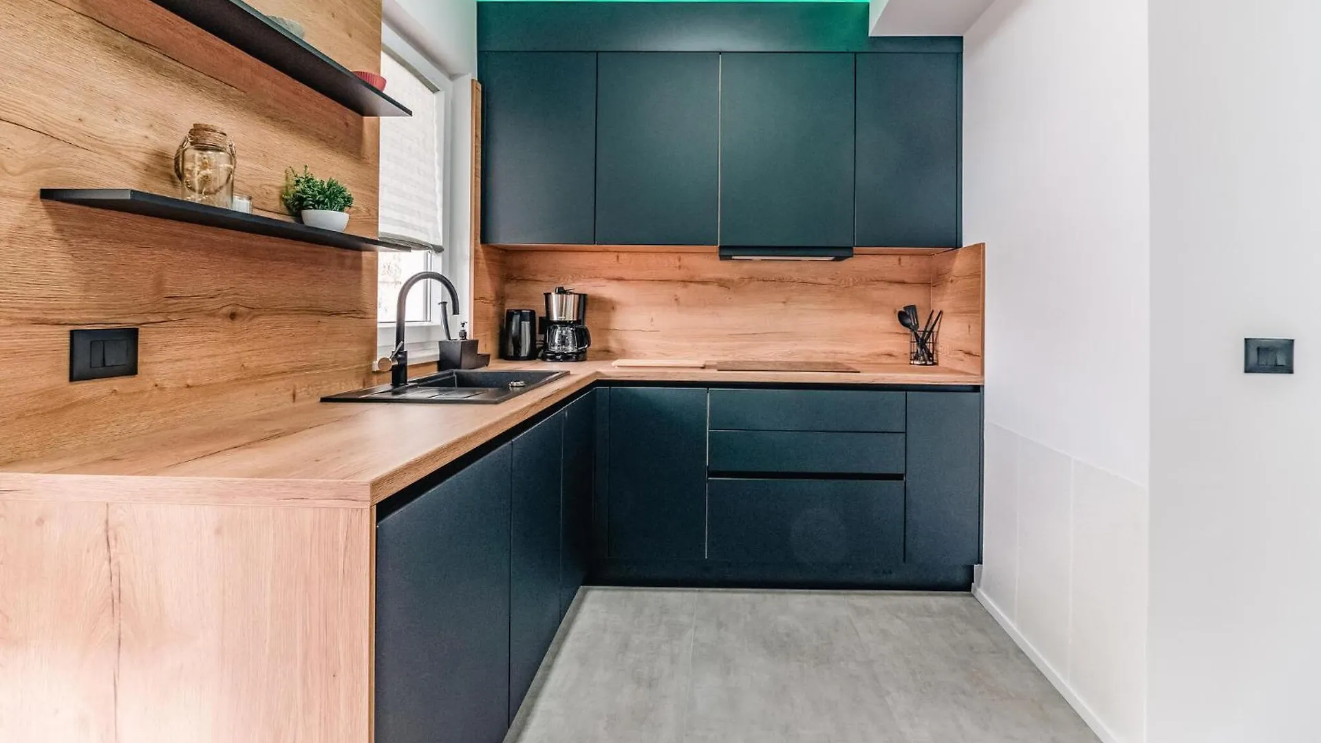 Amazing Apartment In Medulin With Kitchen
